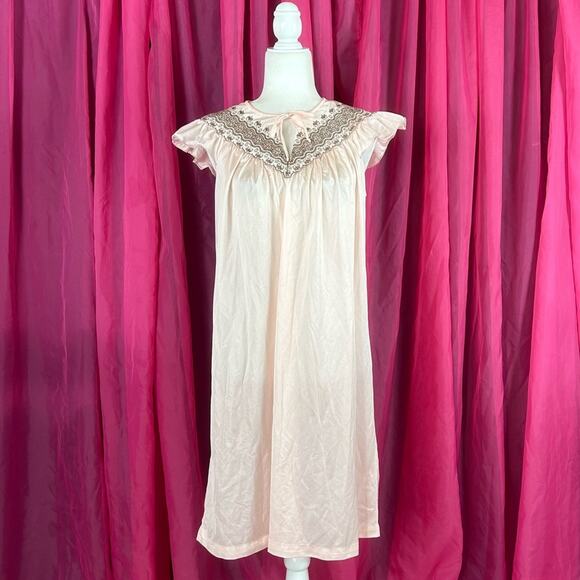 Vintage JC Penneys pale pink midi slip nightgown, size med - Picture 1 of 6
